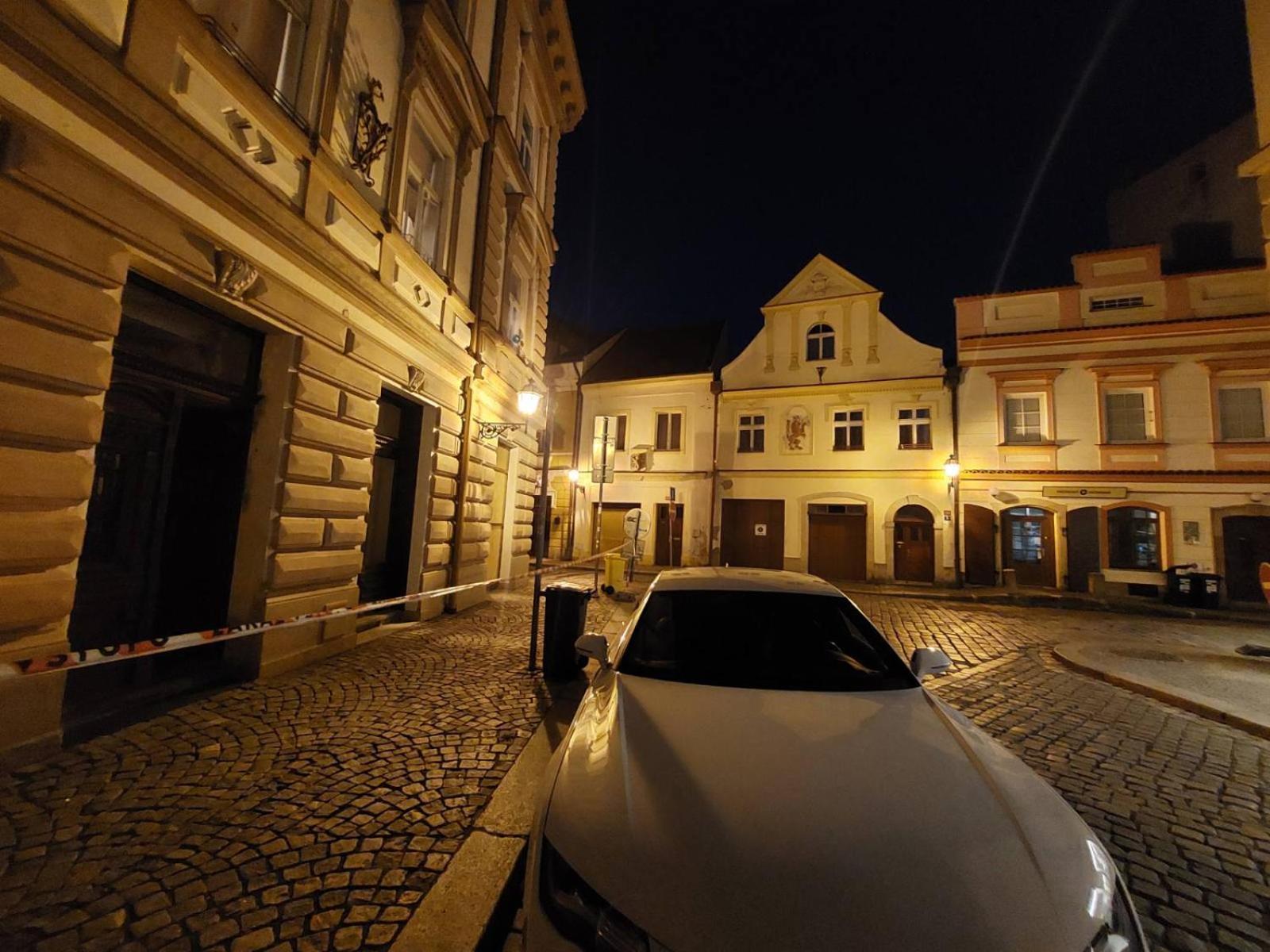 Prostorny Byt V Centru 3 Kk 80 M2 Hradec Králové Eksteriør billede